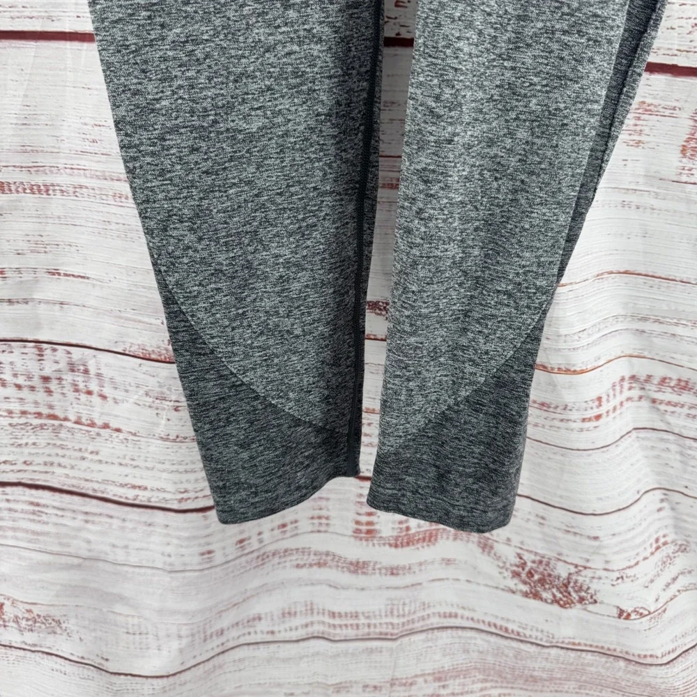 Gymshark Flex Cropped Leggings Womens‎ Small Grey Teal Logo Waistband Seamless